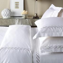 Premium quality embroideried hotel bedding sheet set